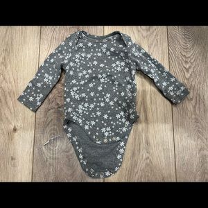 3-6m onesie